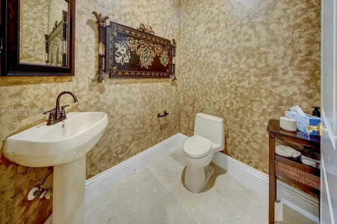 3828 Pine Lake Drive Weston FL 33332