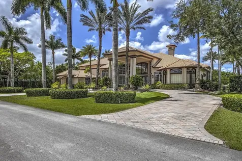 3828 Pine Lake Drive Weston FL 33332
