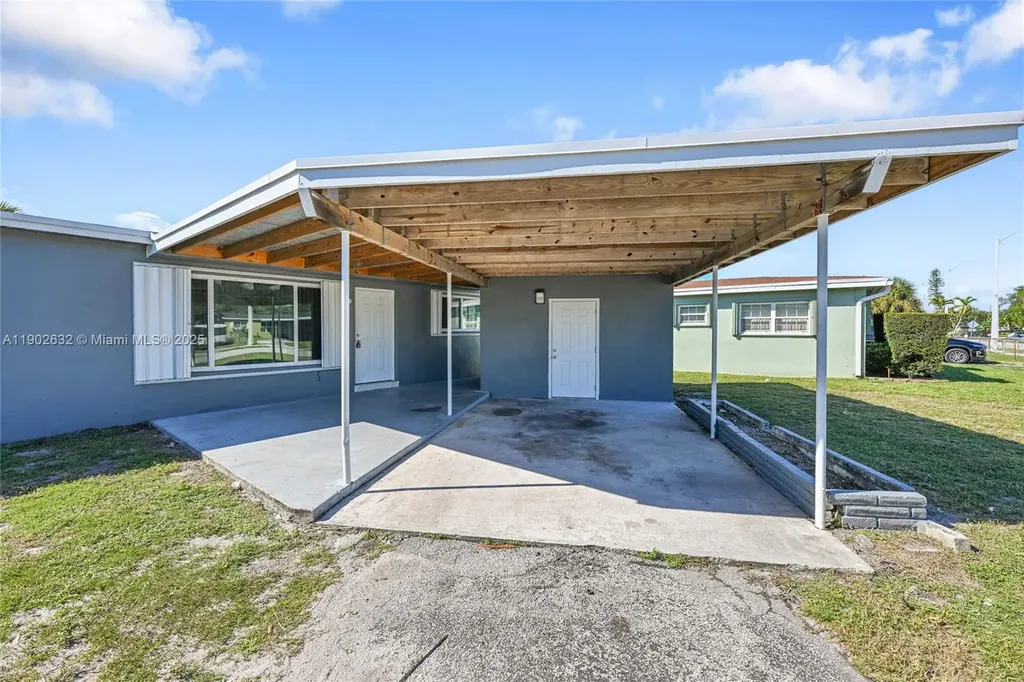 415 NW 29th Avenue Fort Lauderdale FL 33311