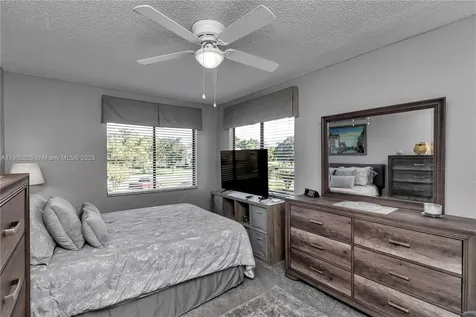 737 Midway Drive Ocala FL 34472