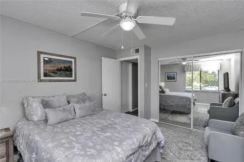 737 Midway Drive Ocala FL 34472
