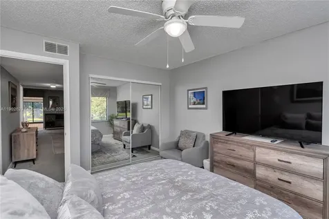 737 Midway Drive Ocala FL 34472