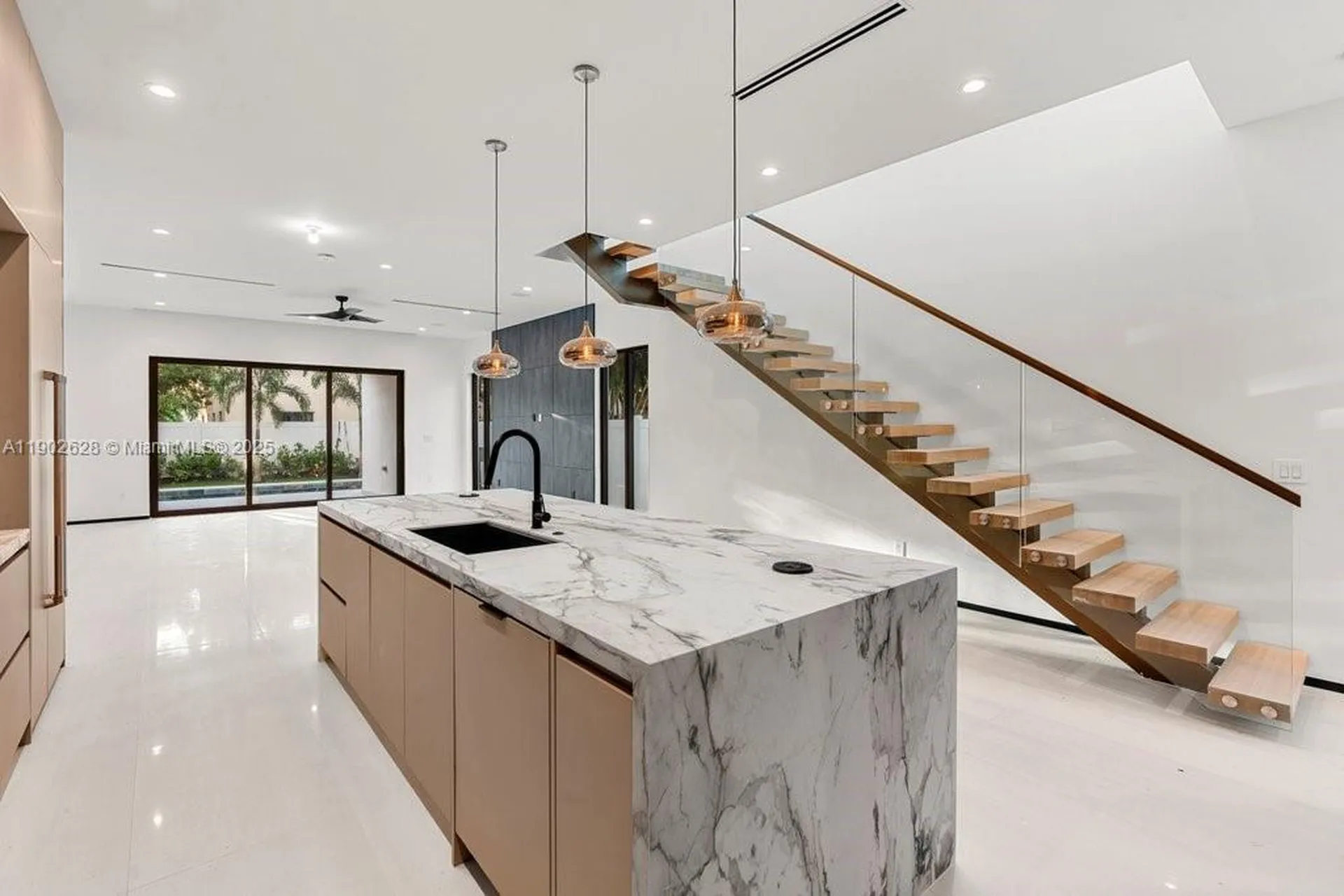 1215 NE 11th Avenue Fort Lauderdale FL 33304