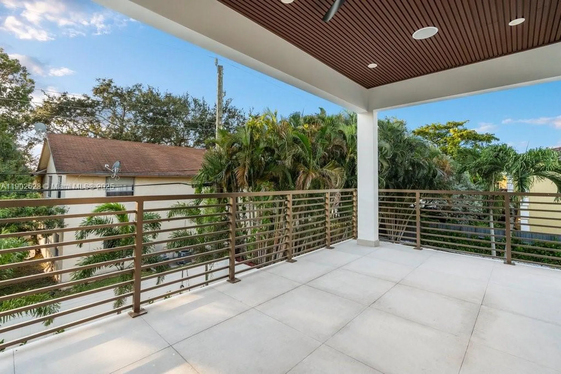 1215 NE 11th Avenue Fort Lauderdale FL 33304