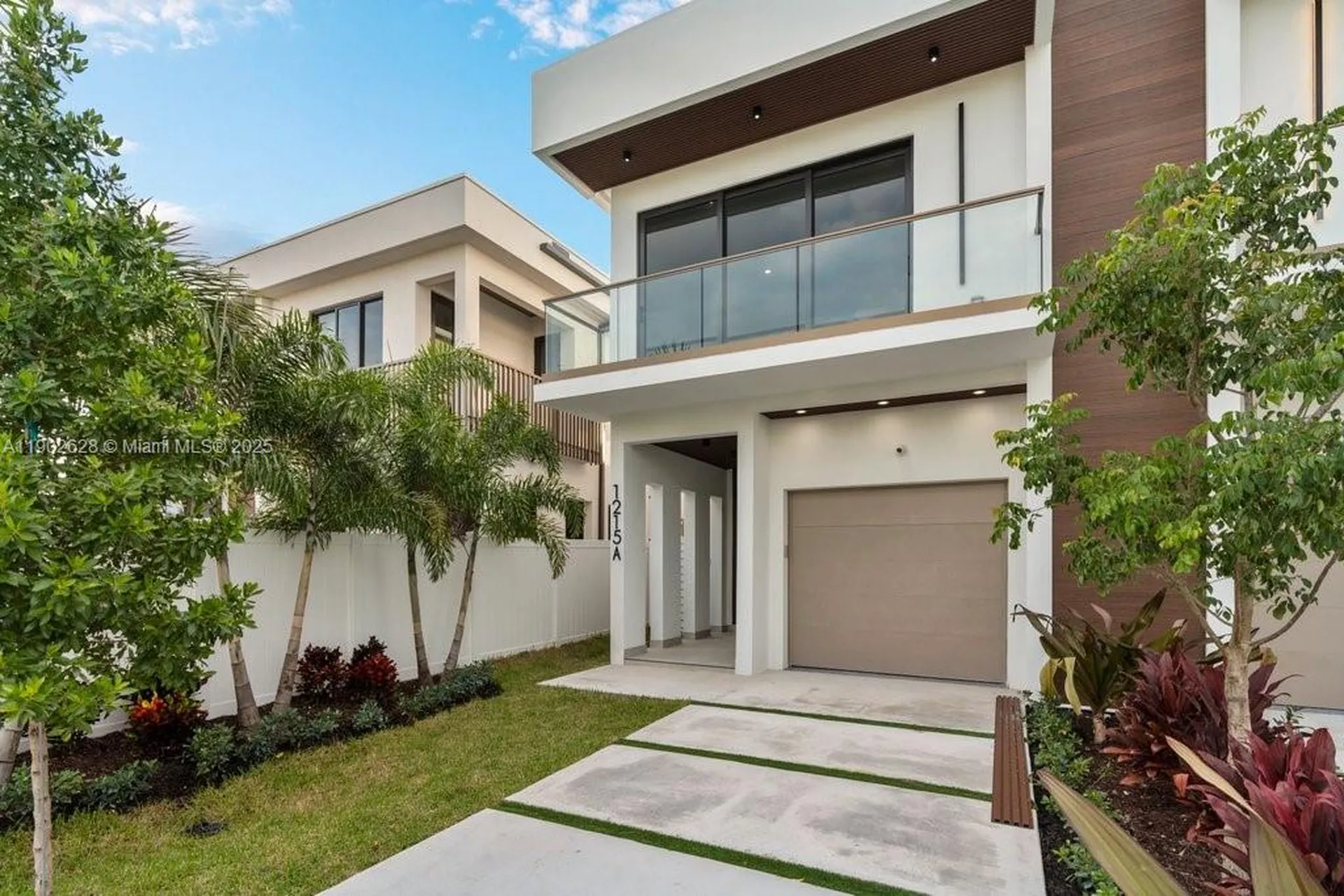 1215 NE 11th Avenue Fort Lauderdale FL 33304