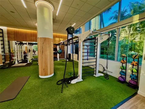 1500 Bay Road Miami Beach FL 33139