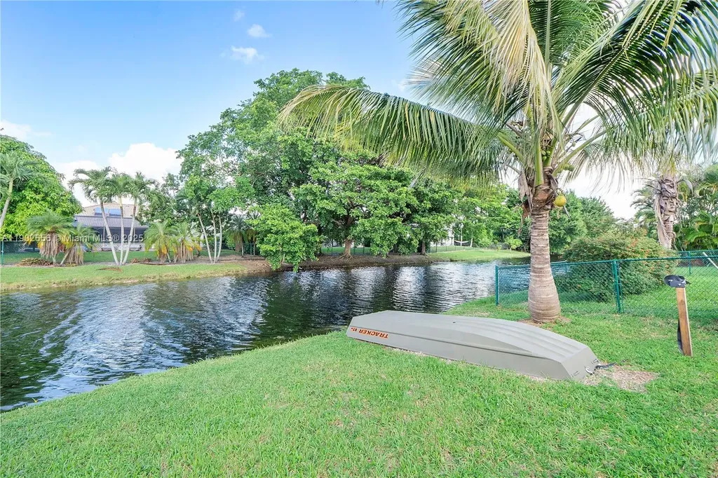 236 NW 118th Drive Coral Springs FL 33071