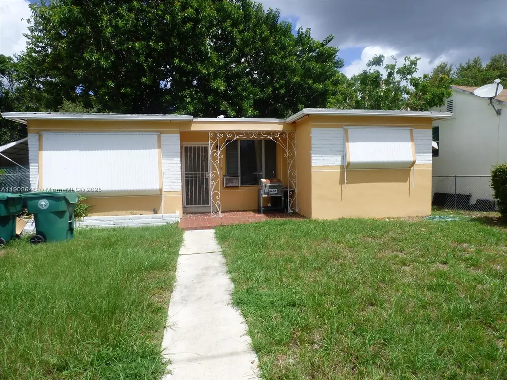 347 NW 42nd Street Miami FL 33127