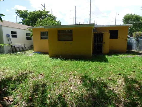 347 NW 42nd Street Miami FL 33127