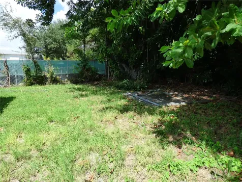 347 NW 42nd Street Miami FL 33127
