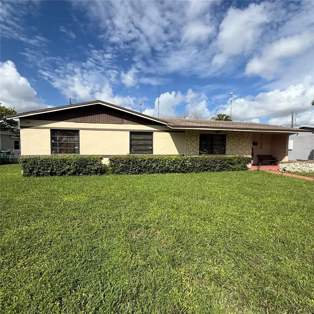 20730 NE Miami Court Miami Gardens FL 33179