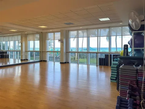16500 Collins Avenue Sunny Isles Beach FL 33160