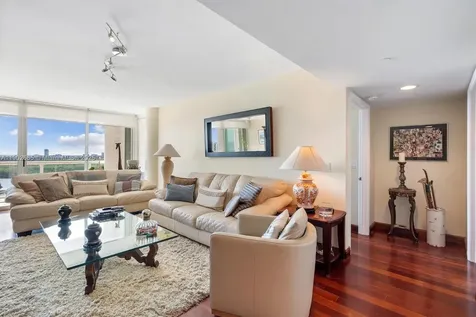16500 Collins Avenue Sunny Isles Beach FL 33160