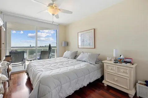 16500 Collins Avenue Sunny Isles Beach FL 33160