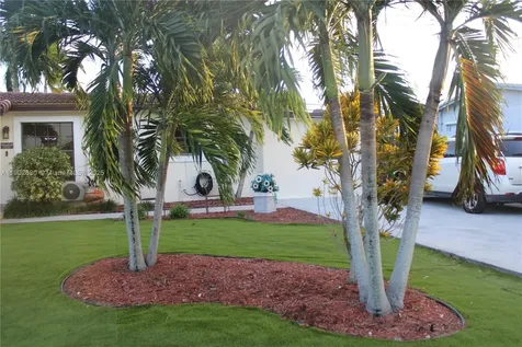 8000 NW 172nd Street Hialeah FL 33015