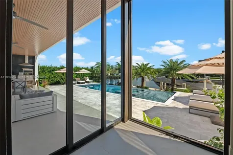 655 Layne Boulevard Hallandale Beach FL 33009