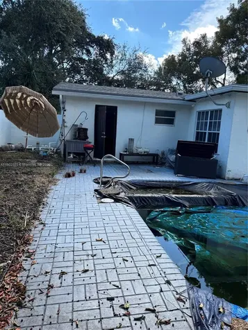 6541 Sherman Street Hollywood FL 33024