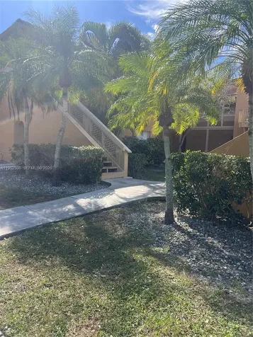 4791 Via Palm Lakes West Palm Beach FL 33417