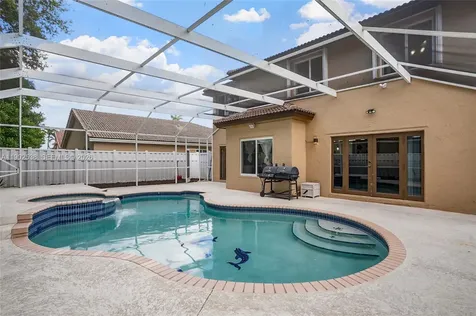 2261 NW 139th Avenue Sunrise FL 33323