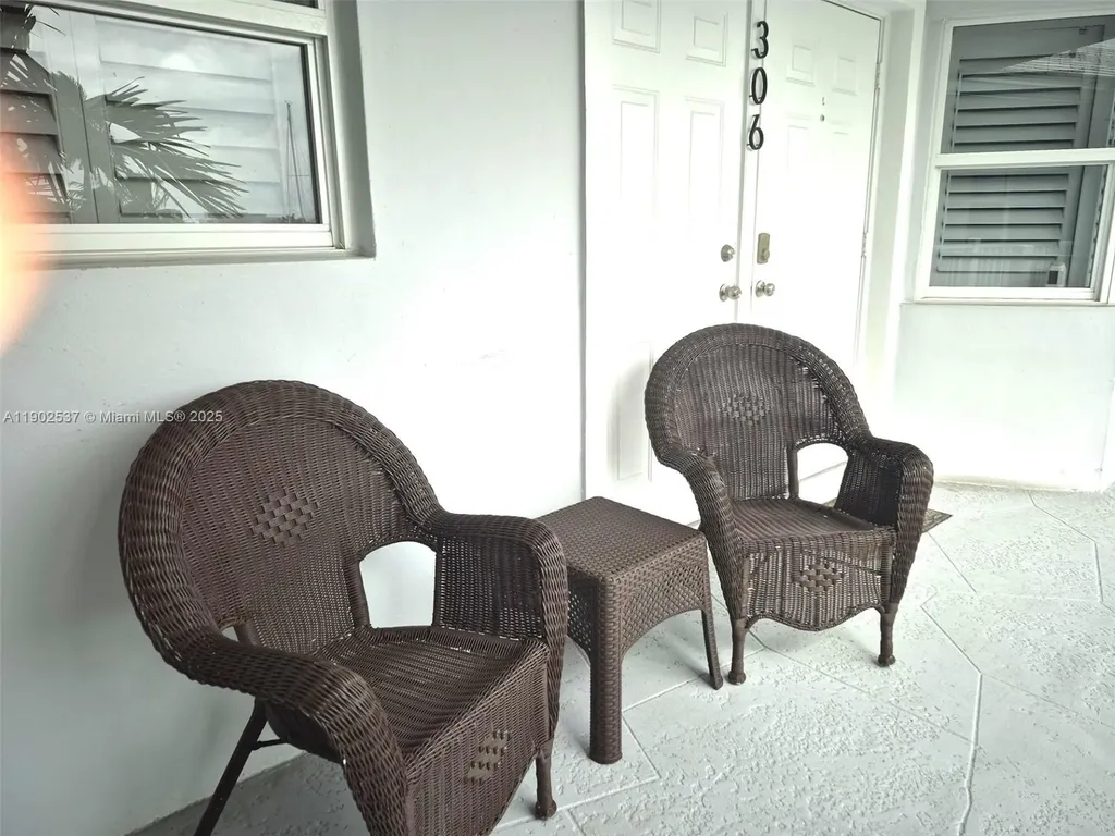 535 Hendricks Isle Fort Lauderdale FL 33301