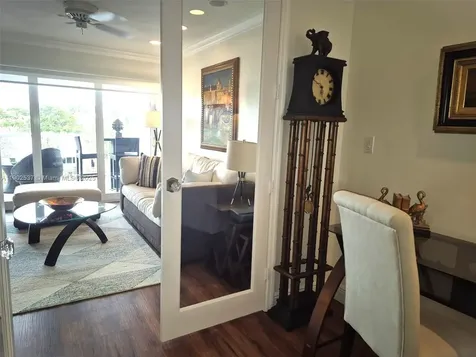 535 Hendricks Isle Fort Lauderdale FL 33301