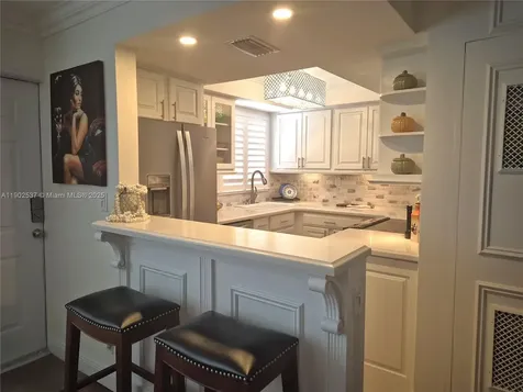 535 Hendricks Isle Fort Lauderdale FL 33301