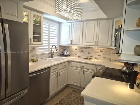 535 Hendricks Isle Fort Lauderdale FL 33301
