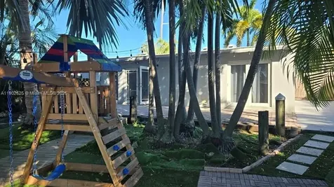 2622 Sheridan Street Hollywood FL 33020