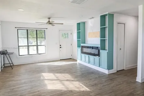 3216 22nd Street SW Lehigh Acres FL 33976