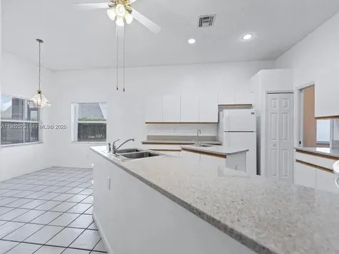760 SE 23rd Lane Homestead FL 33033