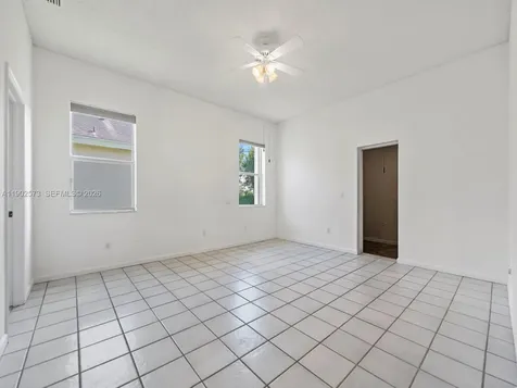 760 SE 23rd Lane Homestead FL 33033
