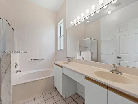 760 SE 23rd Lane Homestead FL 33033