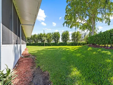 760 SE 23rd Lane Homestead FL 33033