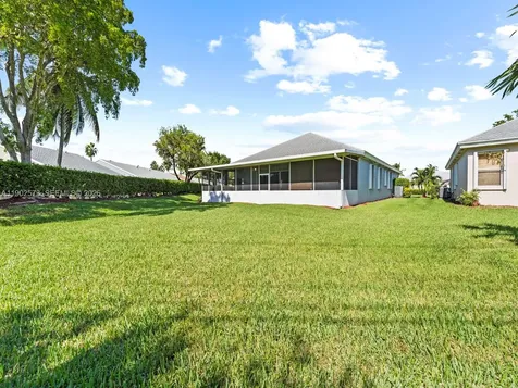 760 SE 23rd Lane Homestead FL 33033