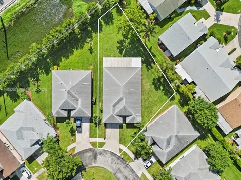760 SE 23rd Lane Homestead FL 33033