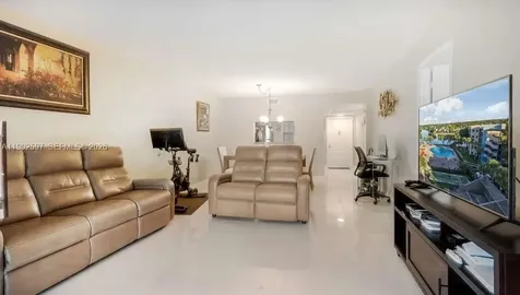 Pembroke Pines FL 33026