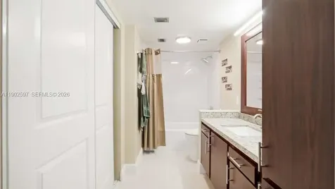 Pembroke Pines FL 33026