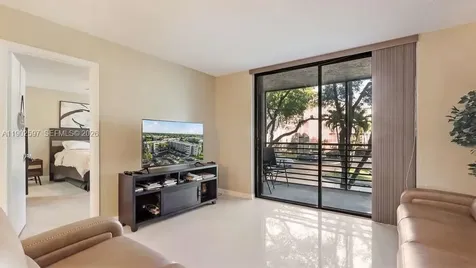 Pembroke Pines FL 33026