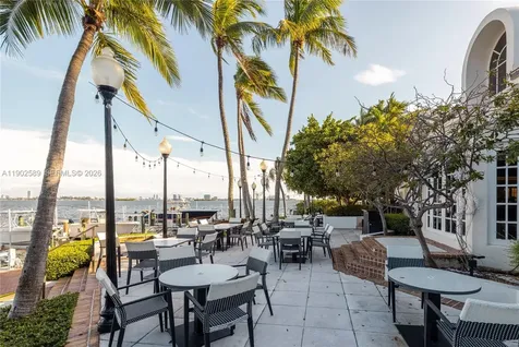 4000 Towerside Terrace Miami FL 33138