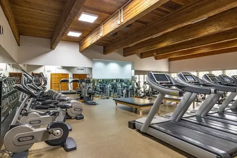 4000 Towerside Terrace Miami FL 33138
