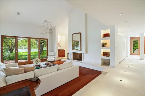 5390 Banyan Drive Coral Gables FL 33156