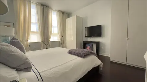 3001 NE 185th Street Aventura FL 33180