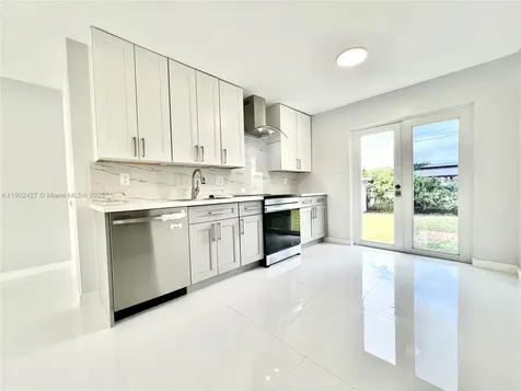 6417 Fletcher Street Hollywood FL 33023