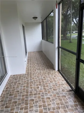 3955 N Nob Hill Road Sunrise FL 33351