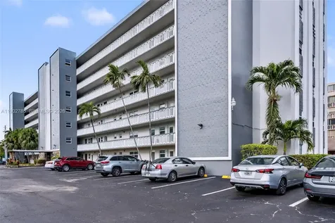 420 NE 12th Avenue Hallandale Beach FL 33009