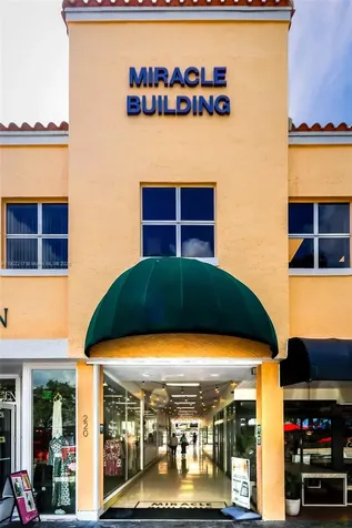 220 Miracle Mile Coral Gables FL 33134