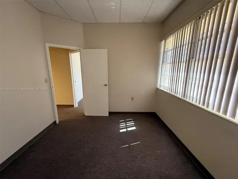 220 Miracle Mile Coral Gables FL 33134