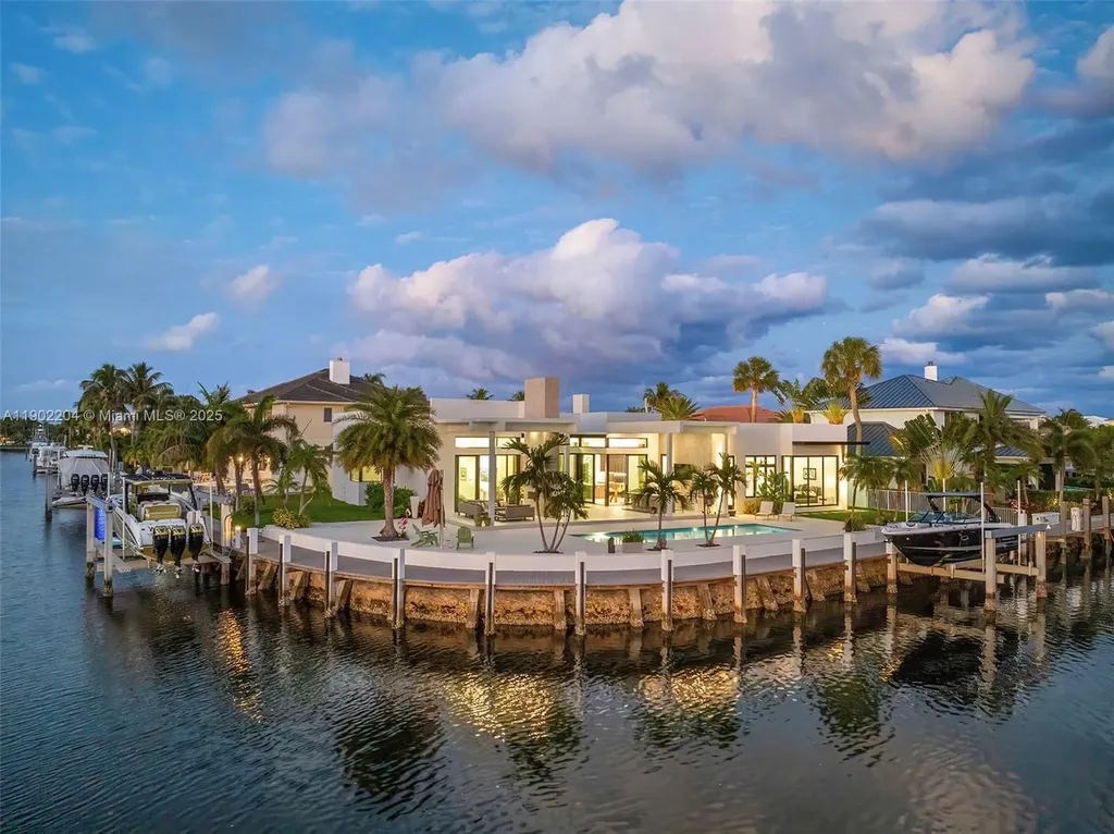 3701 NE 26th Avenue Lighthouse Point FL 33064