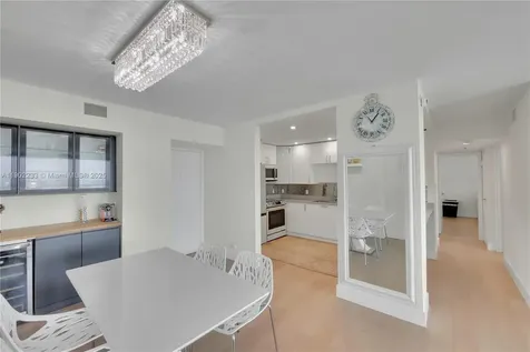 100 Bayview Drive Sunny Isles Beach FL 33160