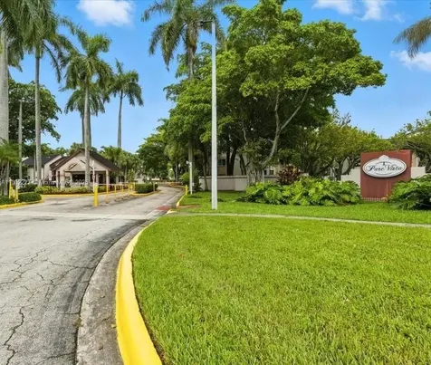 9241 SW 138th Place Miami FL 33186